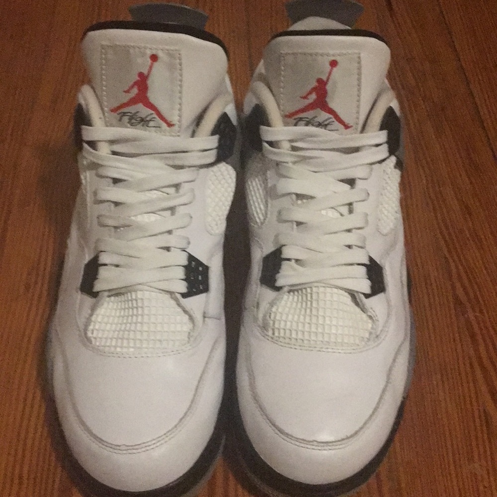 Jordan 4 retro white cement (2012)